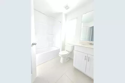 2646 Sunray Venus Way, Ruskin, FL 33570 - Photo 19