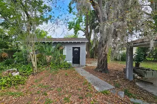 1504 E 99th Ave, Tampa, FL 33612 - Photo 1