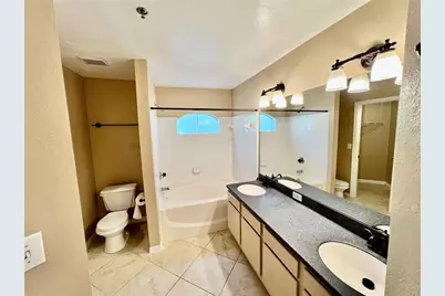 8513 Island Breeze Lane #105, Temple Terrace, FL 33637 - Photo 5