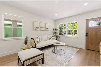 8051 26th Avenue N, Saint Petersburg, FL 33710 - Photo 9