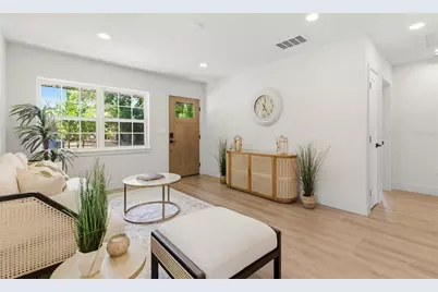 8051 26th Avenue N, Saint Petersburg, FL 33710 - Photo 11