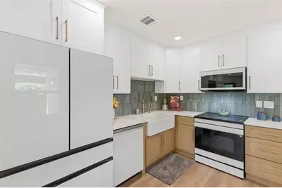 8051 26th Avenue N, Saint Petersburg, FL 33710 - Photo 15