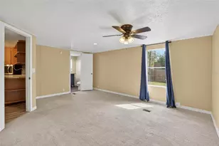 13804 Hillcrest Dr, Riverview, FL 33569 - Photo 11