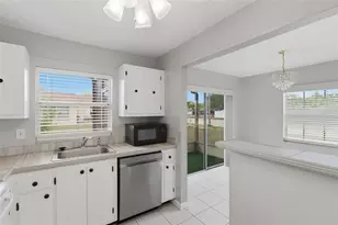 9992 86th St, Seminole, FL 33777 - Photo 5