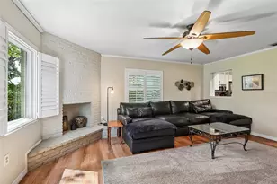 204 S Burlingame Ave, Temple Terrace, FL 33617 - Photo 13