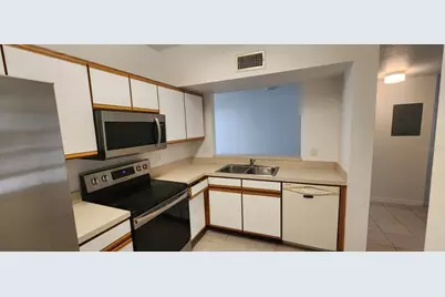6014 Portsdale Place #102, Riverview, FL 33578 - Photo 7