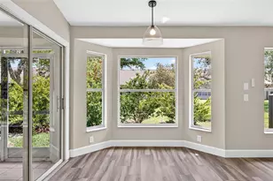 1046 Almondwood Dr, Trinity, FL 34655 - Photo 7