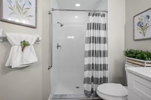 1046 Almondwood Dr, Trinity, FL 34655 - Photo 33