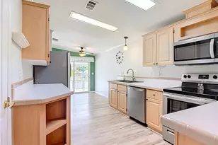 452 Par Dr, Frostproof, FL 33843 - Photo 13