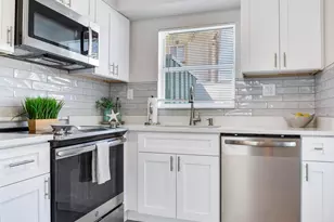 508 129th Ave E, Madeira Beach, FL 33708 - Photo 5