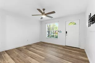 2155 Fox Chase Blvd, Palm Harbor, FL 34683 - Photo 7