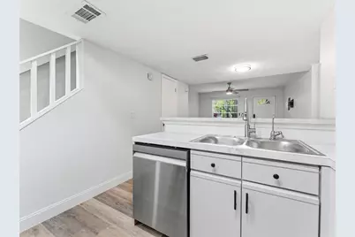 2155 Fox Chase Boulevard, Palm Harbor, FL 34683 - Photo 11