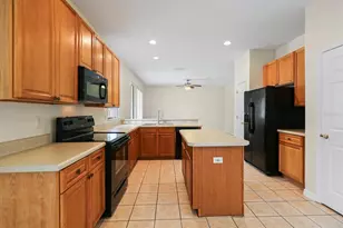 7712 Dragon Fly Loop, Gibsonton, FL 33534 - Photo 11