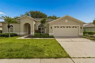 1311 Wyndham Lakes Dr, Odessa, FL 33556 - Photo 3