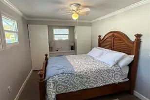 7880 54th Ave N, Saint Petersburg, FL 33709 - Photo 9