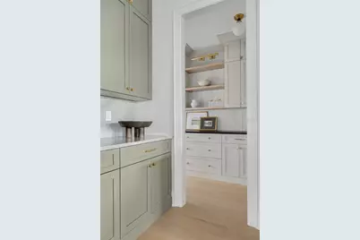 1420 14th Street N, Saint Petersburg, FL 33704 - Photo 7