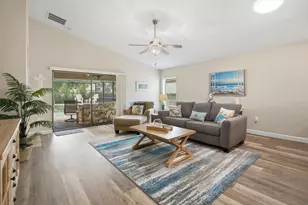 14229 Stockwell Ln, Ruskin, FL 33573 - Photo 7