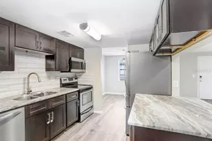 137 Hunter Lake Dr, Oldsmar, FL 34677 - Photo 11