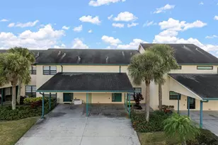 634 Yardarm Dr, Apollo Beach, FL 33572 - Photo 1