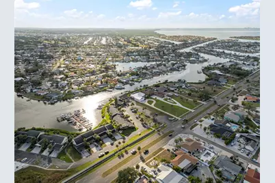 634 Yardarm Drive, Apollo Beach, FL 33572 - Photo 13