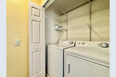 160 Coquina Bay Drive, Saint Petersburg, FL 33705 - Photo 21