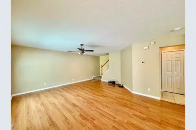 160 Coquina Bay Drive, Saint Petersburg, FL 33705 - Photo 5