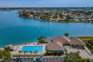 9495 Blind Pass Rd, Saint Pete Beach, FL 33706 - Photo 45