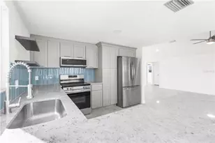 13726 Michelle Ave, Hudson, FL 34667 - Photo 5