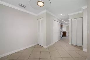 10416 St Tropez Pl, Tampa, FL 33615 - Photo 25