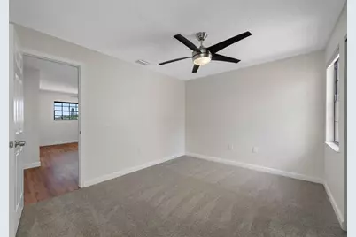 10416 Saint Tropez Place, Tampa, FL 33615 - Photo 37