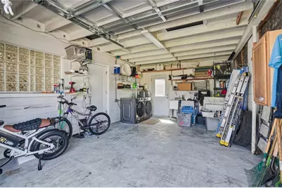 4043 Shore Acres Boulevard NE, Saint Petersburg, FL 33703 - Photo 37