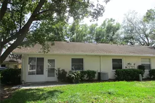 2124 Hailstone Cir, Sun City Center, FL 33573 - Photo 19