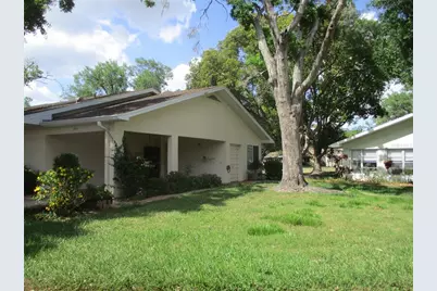 2124 Hailstone Circle, Sun City Center, FL 33573 - Photo 17