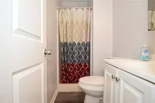 811 18th Ave S, Saint Petersburg, FL 33705 - Photo 13