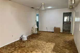 677 Pinewood Dr, Dunedin, FL 34698 - Photo 9