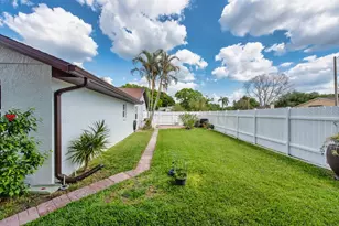2911 Lahlor Ln, Palm Harbor, FL 34684 - Photo 33