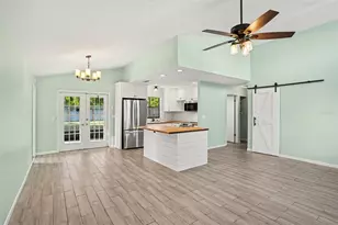 2726 Blossom Lake Dr, Holiday, FL 34691 - Photo 9