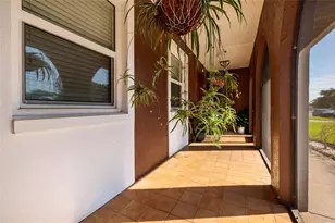 1449 45th Ave NE, Saint Petersburg, FL 33703 - Photo 9