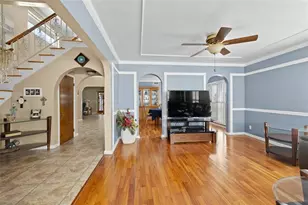 1449 45th Ave NE, Saint Petersburg, FL 33703 - Photo 13