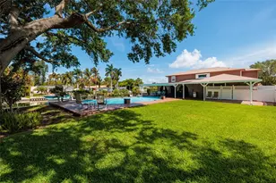 1449 45th Ave NE, Saint Petersburg, FL 33703 - Photo 41