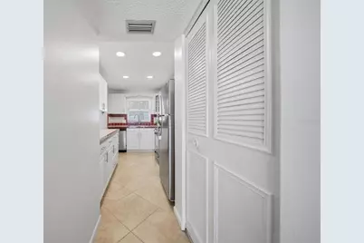 5980 Shore Boulevard S #207, Gulfport, FL 33707 - Photo 17