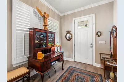 710 36th Avenue N, Saint Petersburg, FL 33704 - Photo 3