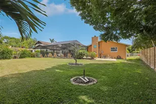 5916 Oakhurst Dr, Seminole, FL 33772 - Photo 5