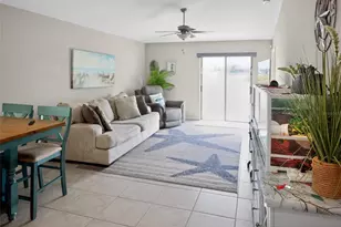 14441 Touch Gold Ln, Sun City Center, FL 33573 - Photo 9