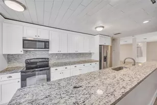 407 1st Ave NE, Lutz, FL 33549 - Photo 9