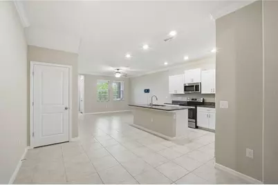 31535 Blue Passing Loop, Wesley Chapel, FL 33545 - Photo 5