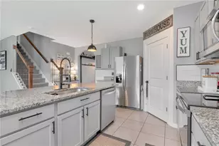 33678 Jasper Stone Dr, Wesley Chapel, FL 33543 - Photo 7