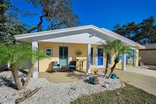 1000 Crane Ct, Dunedin, FL 34698 - Photo 3