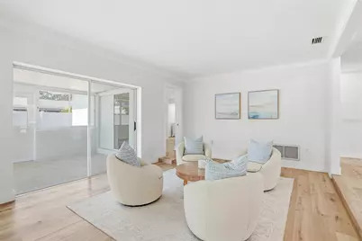 5708 Bayshore Drive, Seminole, FL 33772 - Photo 9