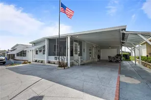 7135 El Dewitt St, Zephyrhills, FL 33541 - Photo 3